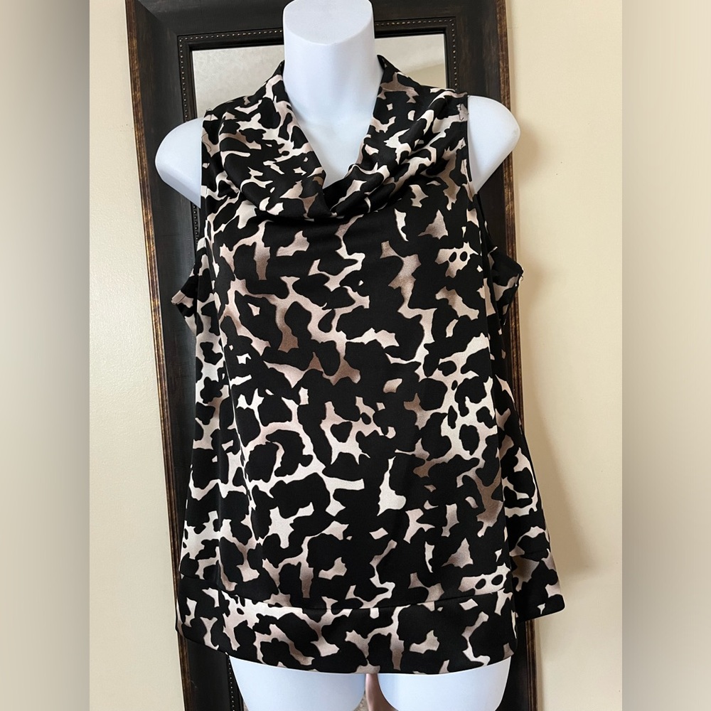 Alfani woman’s short sleeve blouse